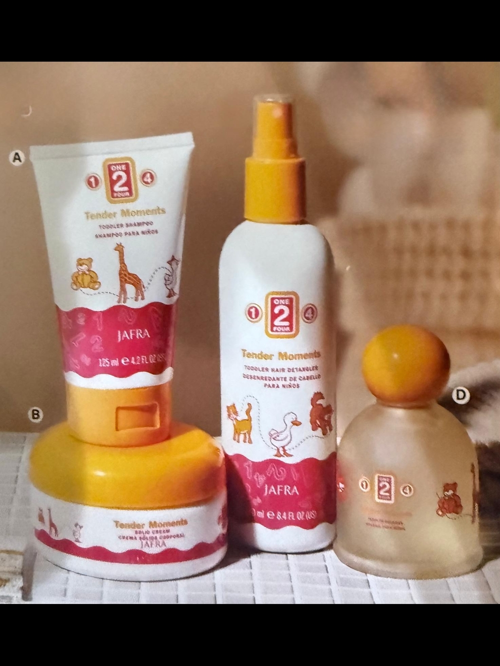 JAFRA Tender Moments Kids Bath & Hair Set — White and Yellow